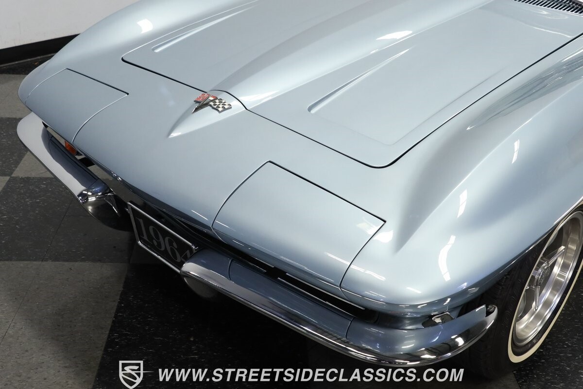 Chevrolet-Corvette-1964-Convertible-18