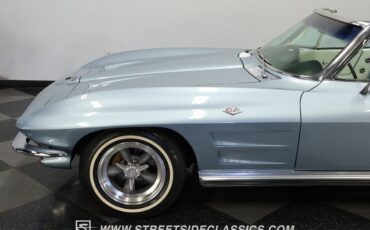Chevrolet-Corvette-1964-Convertible-21