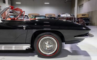 Chevrolet-Corvette-1964-Convertible-23