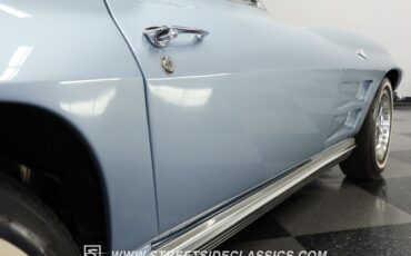 Chevrolet-Corvette-1964-Convertible-25
