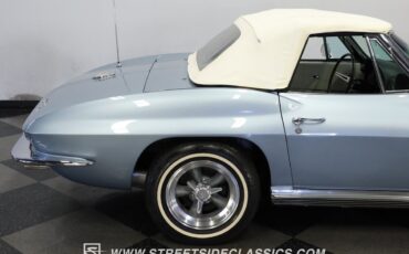 Chevrolet-Corvette-1964-Convertible-26