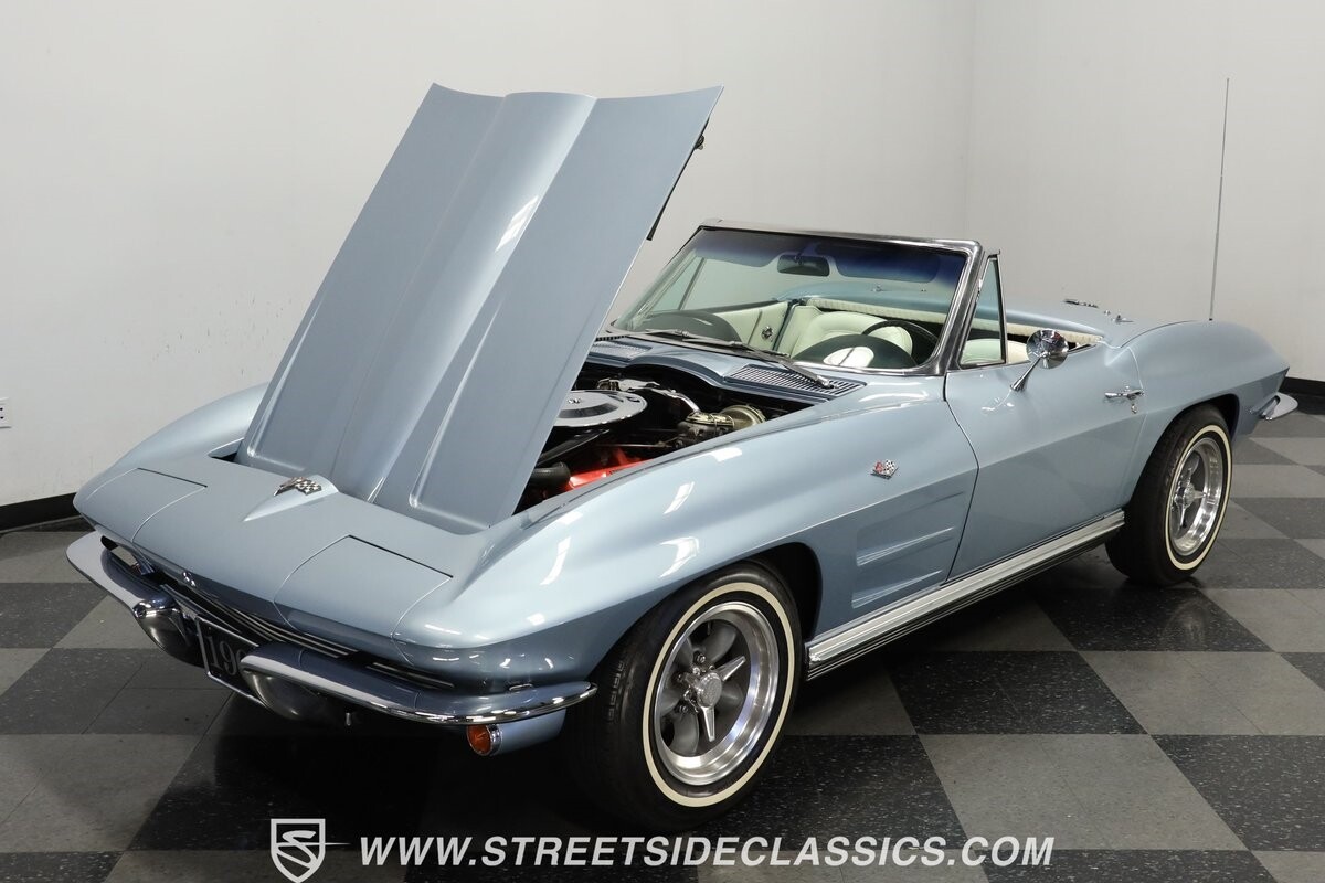 Chevrolet-Corvette-1964-Convertible-28