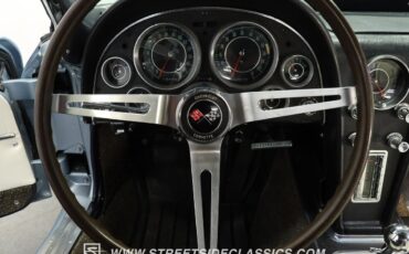 Chevrolet-Corvette-1964-Convertible-34