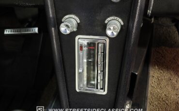 Chevrolet-Corvette-1964-Convertible-37