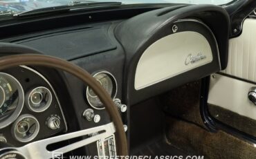 Chevrolet-Corvette-1964-Convertible-39