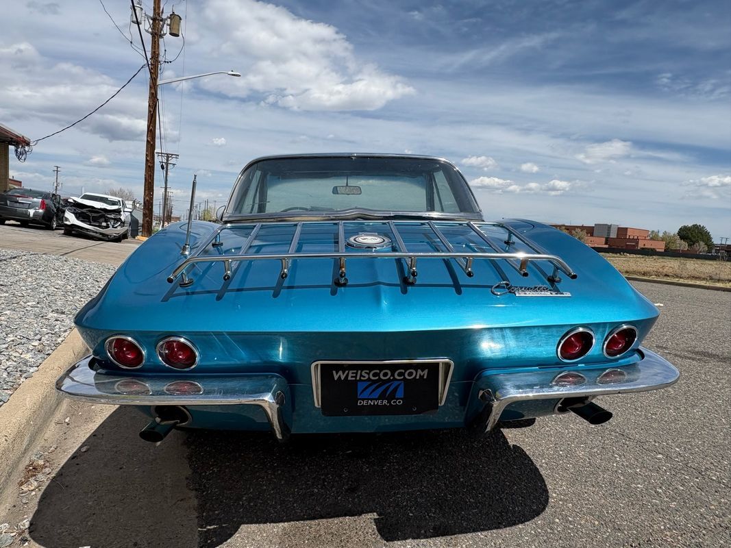 Chevrolet-Corvette-1965-23
