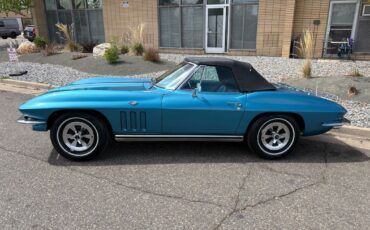 Chevrolet-Corvette-1965-26