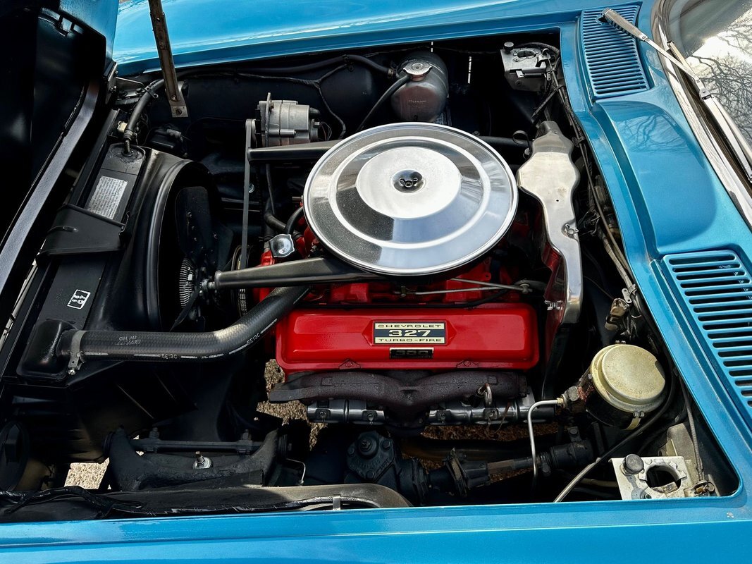 Chevrolet-Corvette-1965-35