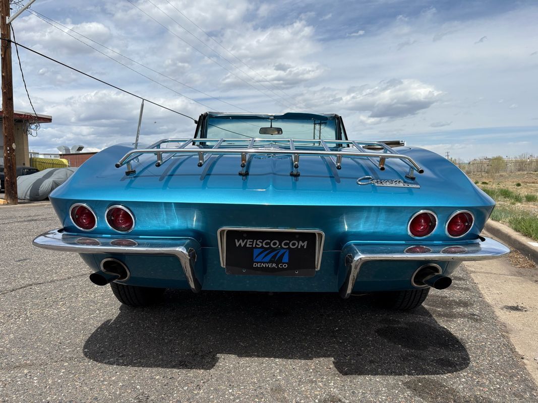 Chevrolet-Corvette-1965-5