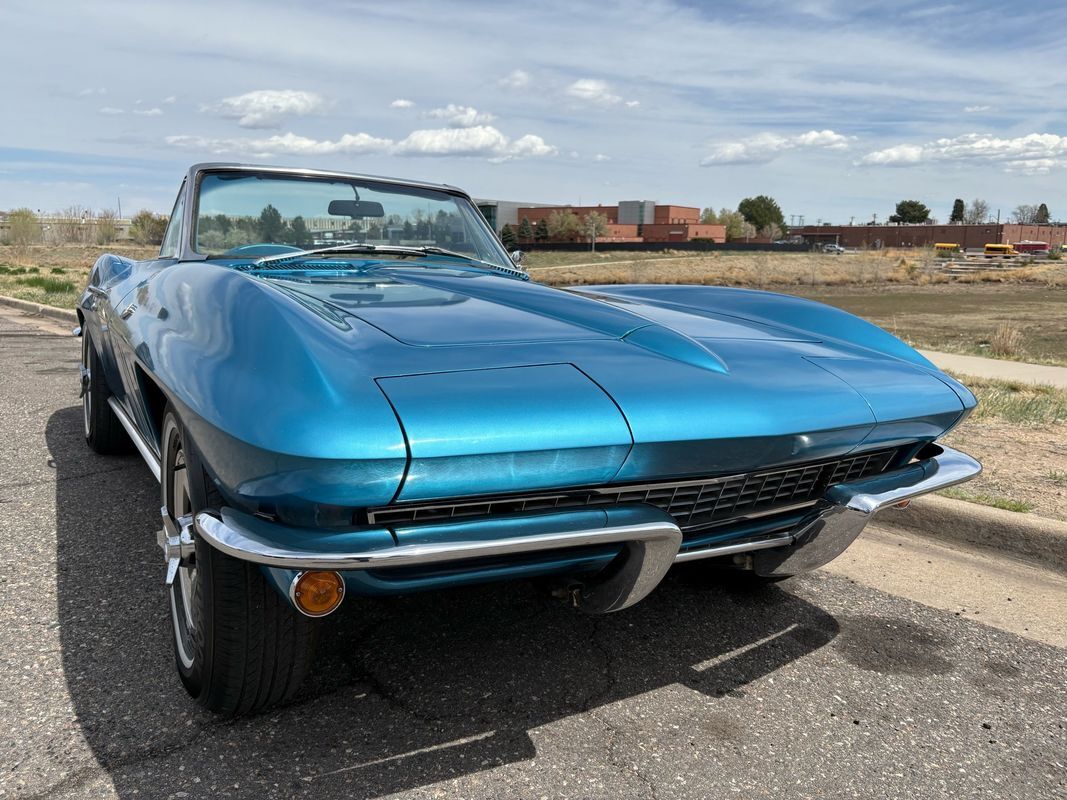 Chevrolet-Corvette-1965-6