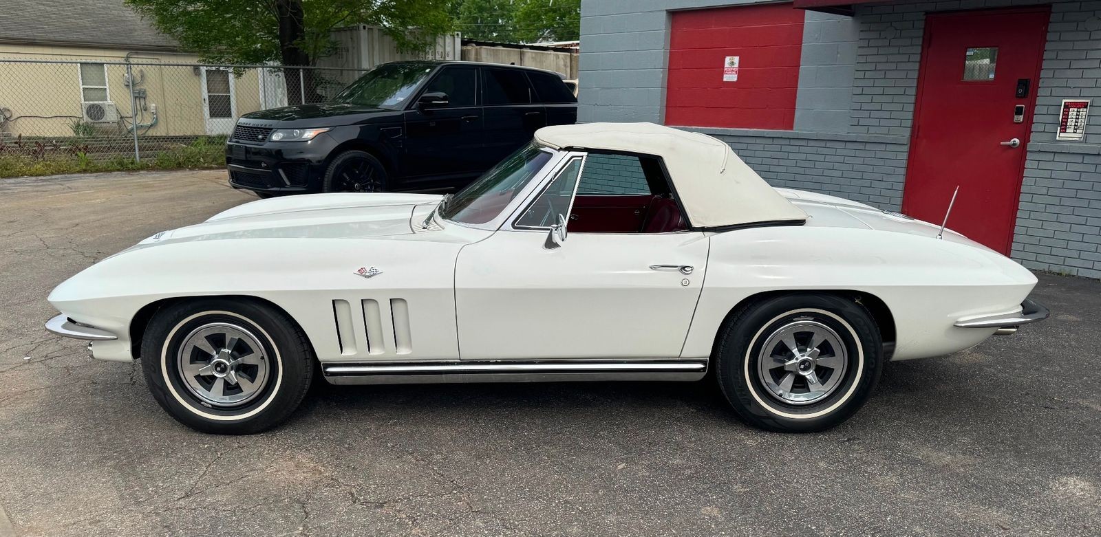 Chevrolet-Corvette-1965-Convertible-11