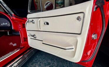 Chevrolet-Corvette-1965-Convertible-17
