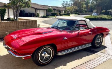 Chevrolet-Corvette-1965-Convertible-2