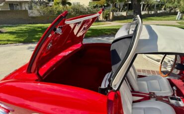 Chevrolet-Corvette-1965-Convertible-7