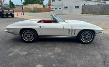 Chevrolet-Corvette-1965-Convertible-7