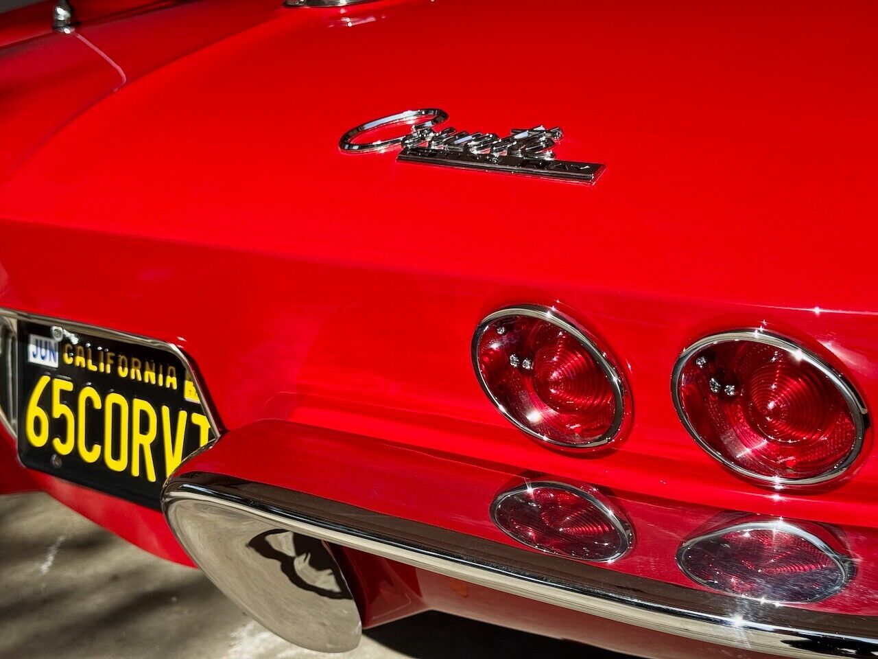 Chevrolet-Corvette-1965-Convertible-8