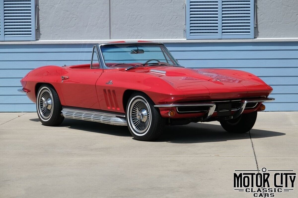 Chevrolet Corvette 1965 --