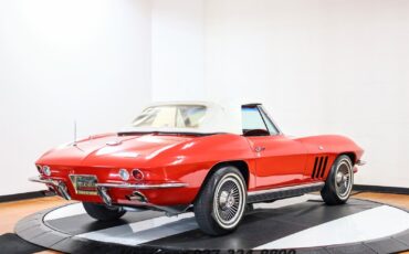 Chevrolet-Corvette-1966-Convertible-10