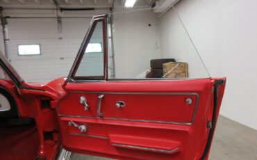 Chevrolet-Corvette-1966-Convertible-13