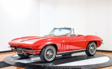 Chevrolet-Corvette-1966-Convertible