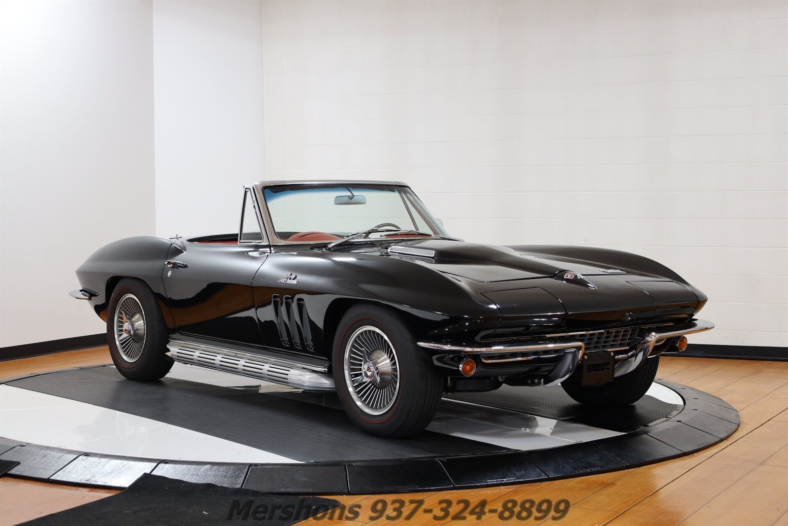 Chevrolet-Corvette-1966-Convertible-6