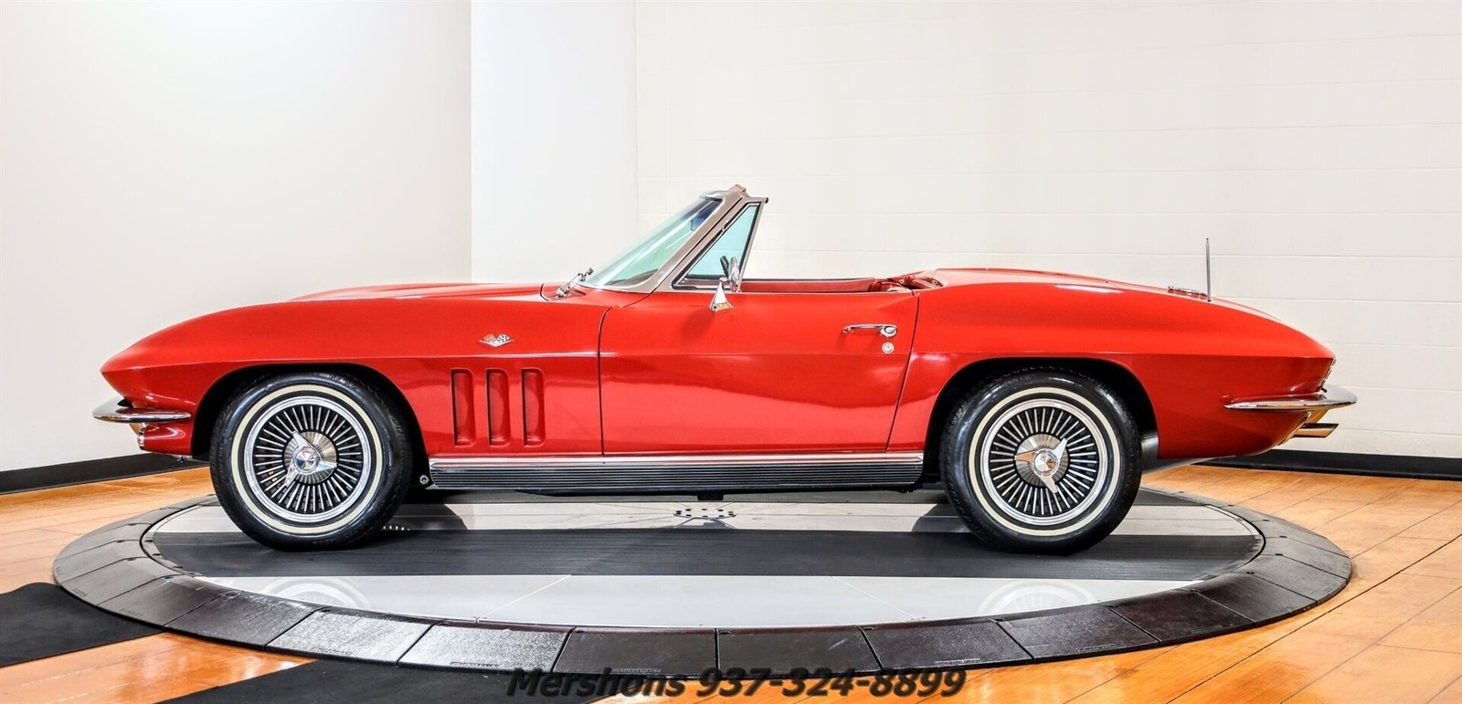 Chevrolet-Corvette-1966-Convertible-7