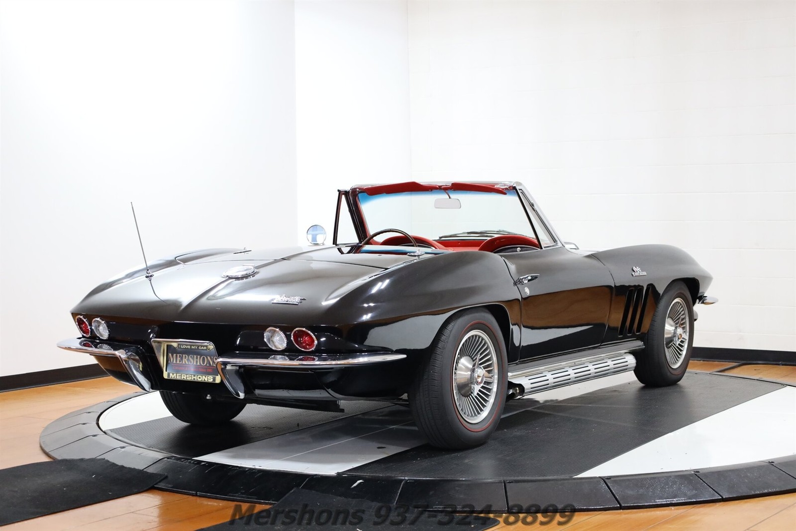 Chevrolet-Corvette-1966-Convertible-8