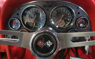 Chevrolet-Corvette-1966-Convertible-9