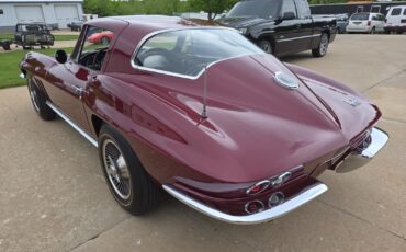 Chevrolet-Corvette-1966-Coupe-14