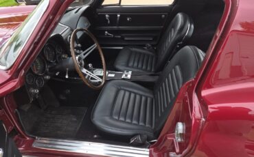 Chevrolet-Corvette-1966-Coupe-20