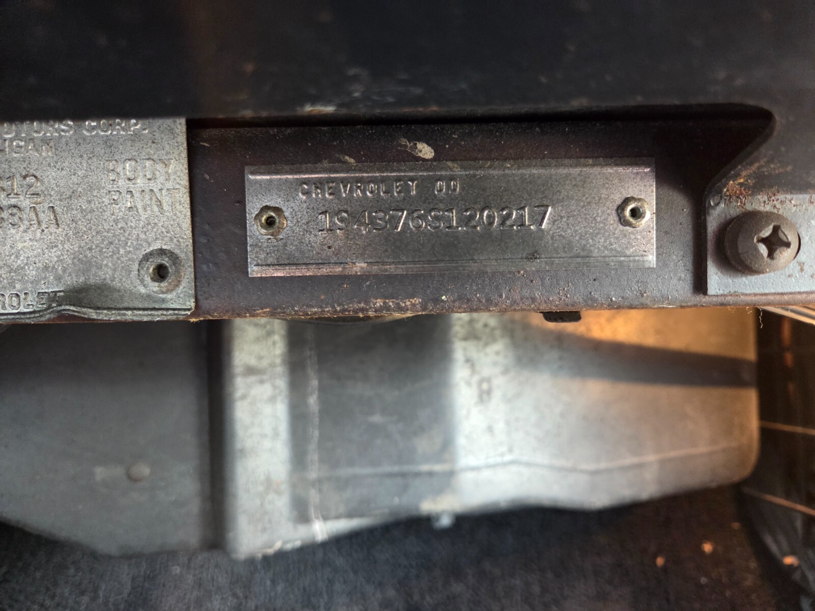 Chevrolet-Corvette-1966-Coupe-28