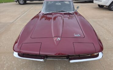 Chevrolet-Corvette-1966-Coupe-4