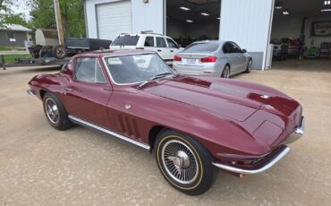 Chevrolet-Corvette-1966-Coupe-6