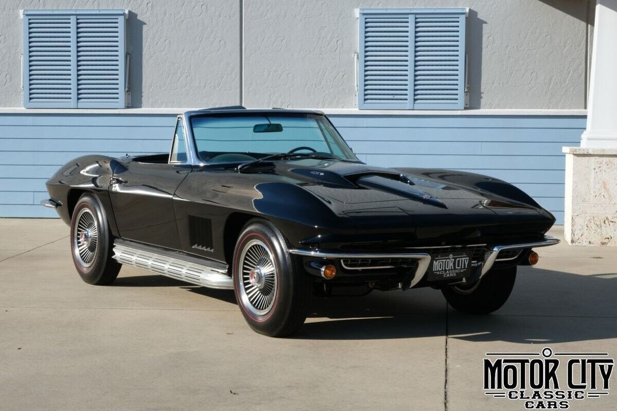 Chevrolet-Corvette-1967