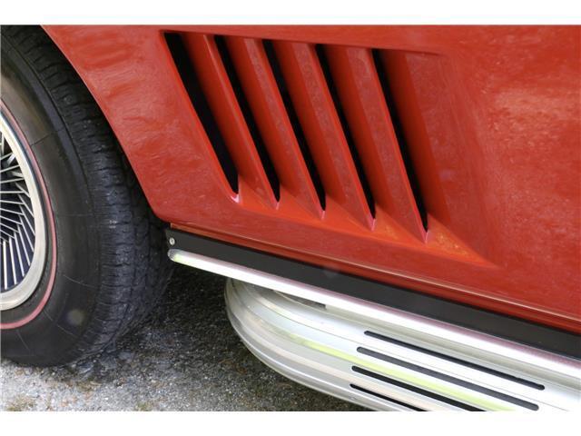 Chevrolet-Corvette-1967-CONVT-11
