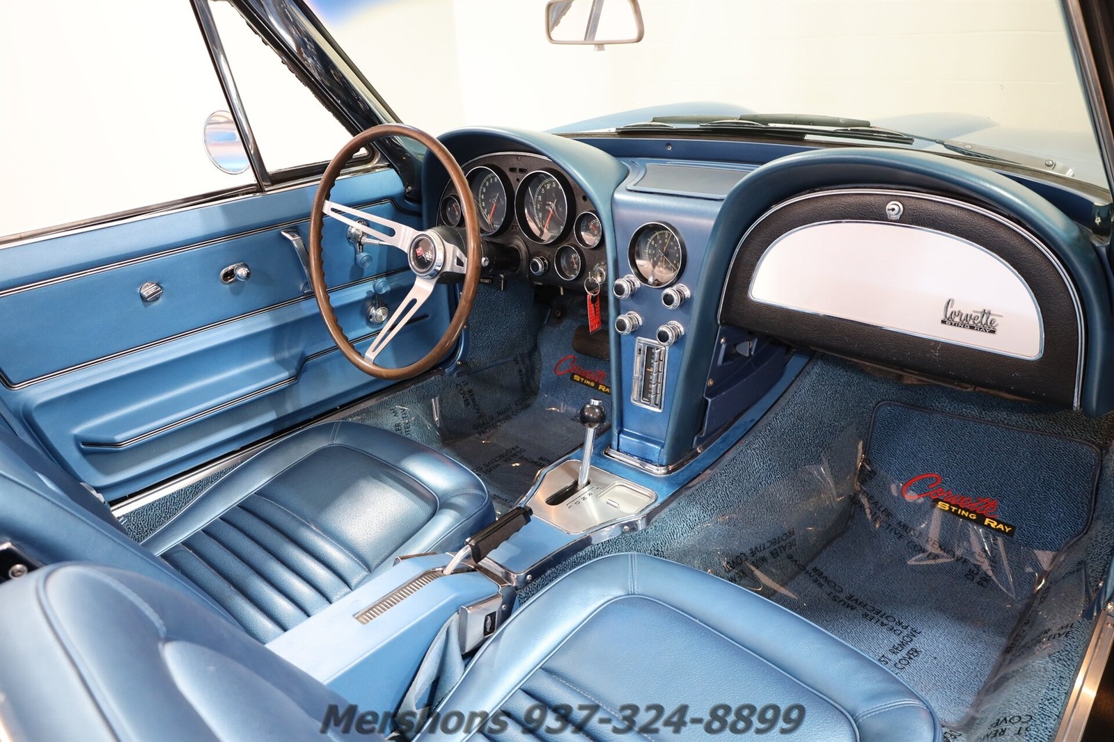 Chevrolet-Corvette-1967-Convertible-13