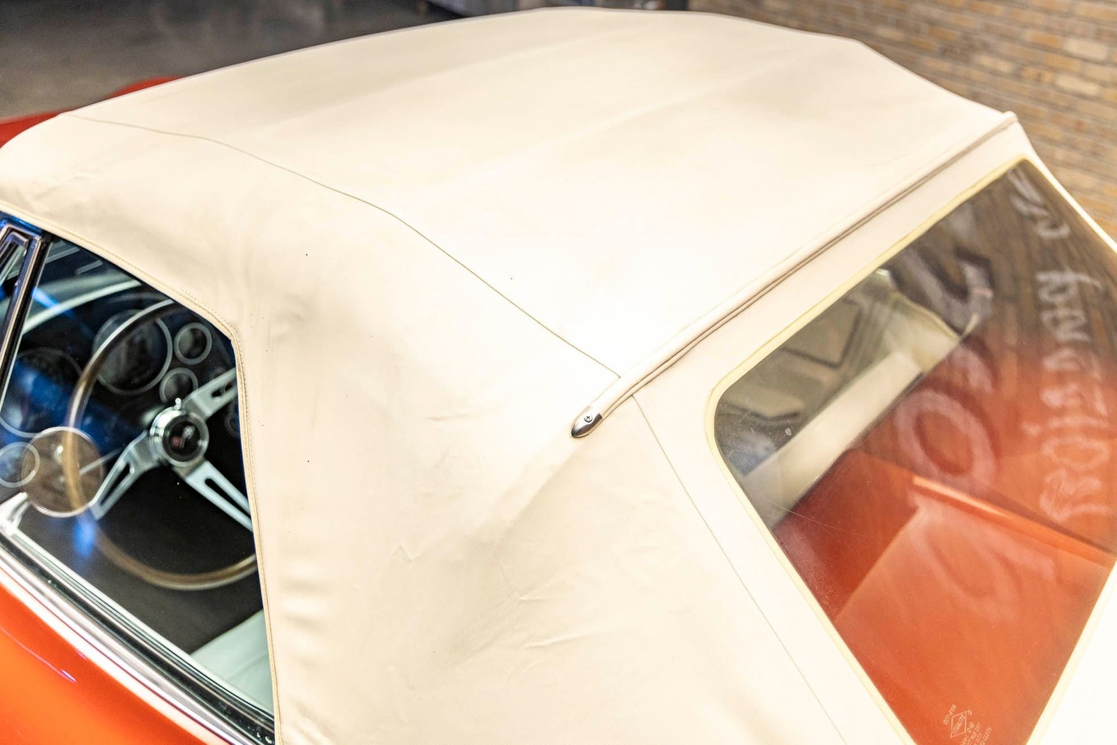 Chevrolet-Corvette-1967-Convertible-16