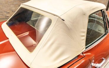 Chevrolet-Corvette-1967-Convertible-17