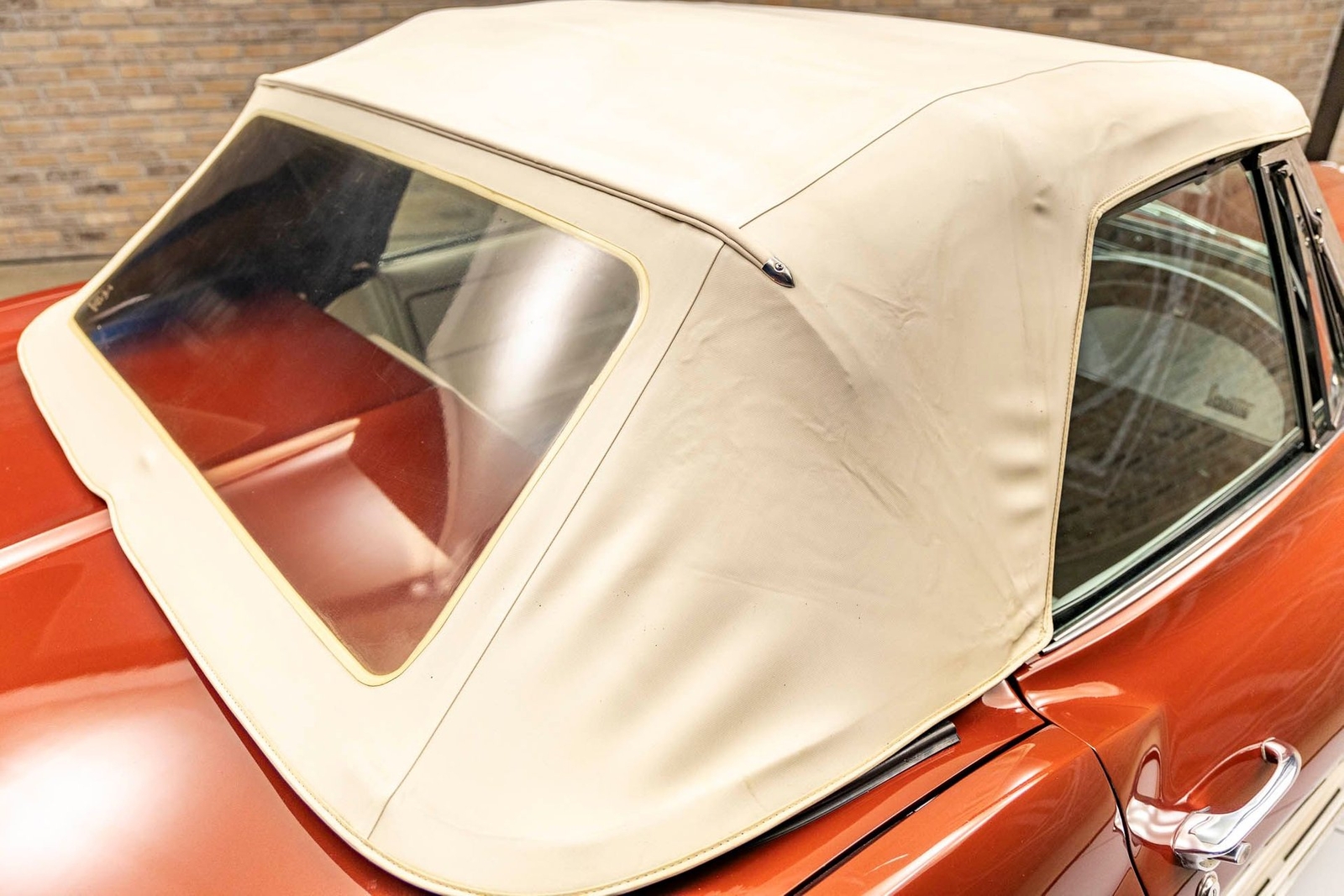 Chevrolet-Corvette-1967-Convertible-17