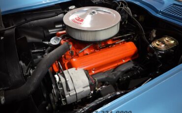 Chevrolet-Corvette-1967-Convertible-2