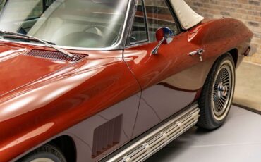 Chevrolet-Corvette-1967-Convertible-21