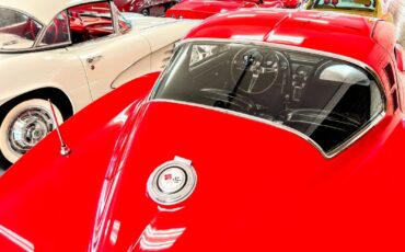 Chevrolet-Corvette-1967-Convertible-3