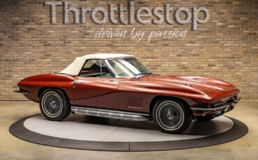 Chevrolet-Corvette-1967-Convertible-4