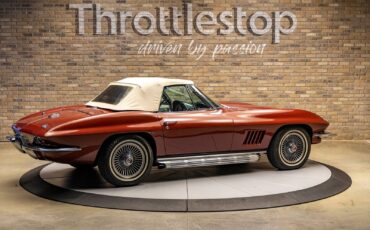Chevrolet-Corvette-1967-Convertible-5