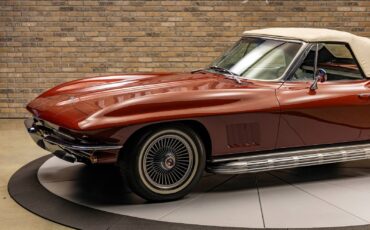 Chevrolet-Corvette-1967-Convertible-7