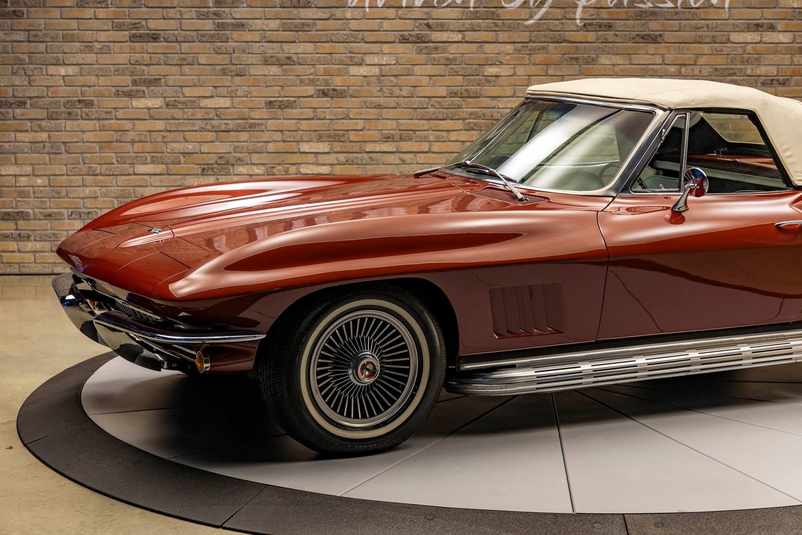 Chevrolet-Corvette-1967-Convertible-7
