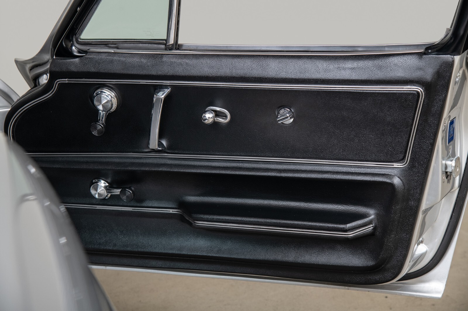 Chevrolet-Corvette-1967-Coupe-10