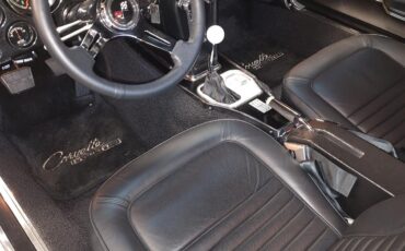 Chevrolet-Corvette-1967-Coupe-12