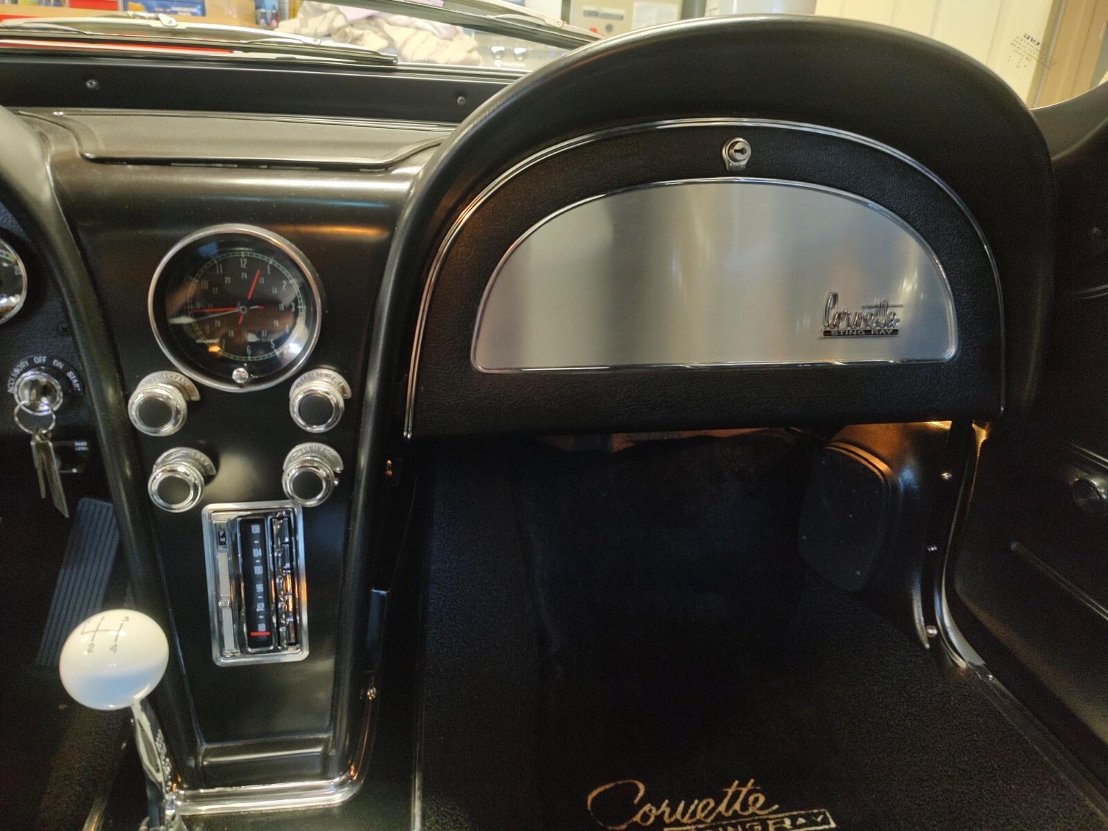 Chevrolet-Corvette-1967-Coupe-16
