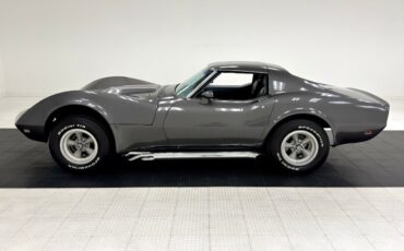 Chevrolet-Corvette-1968-Coupe-1